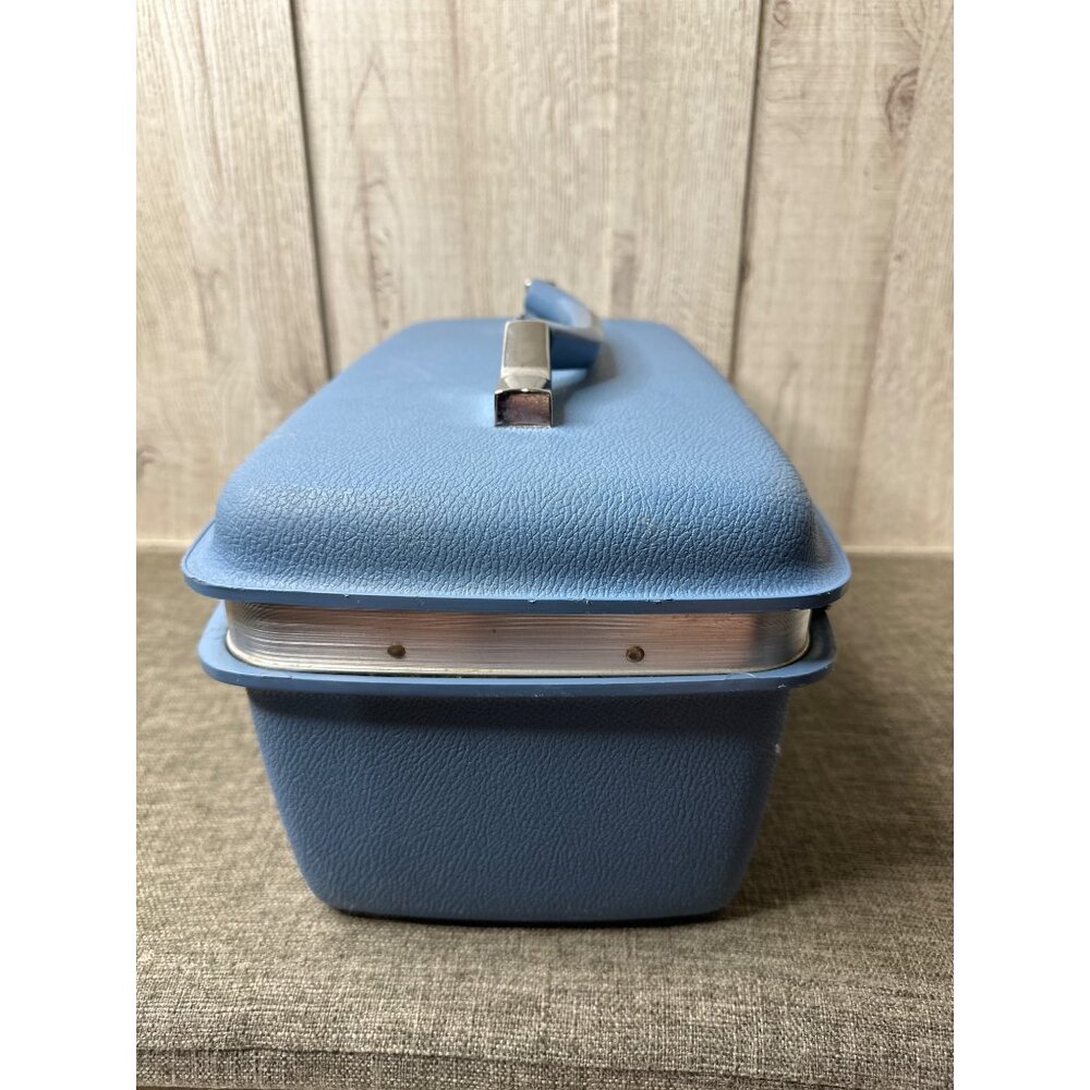 Vintage Samsonite Blue Makeup Train Case With Mirror and Tray Cosmetic Suitcase - Picture 4 of 15